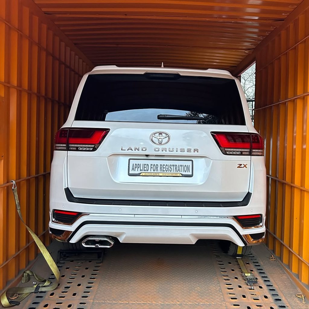 Car Transport from Delhi to Kottayam, Car Carrier Services